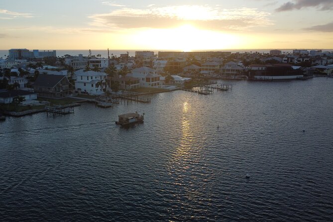 2 hour Tiki Pub Sensational Dolphin Sunset Cruise (Adults only) - The best reasons to choose this Fort Myers cruise