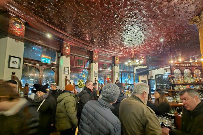 3-Hour Historic Pub Experience in London - Stories of an important London figure