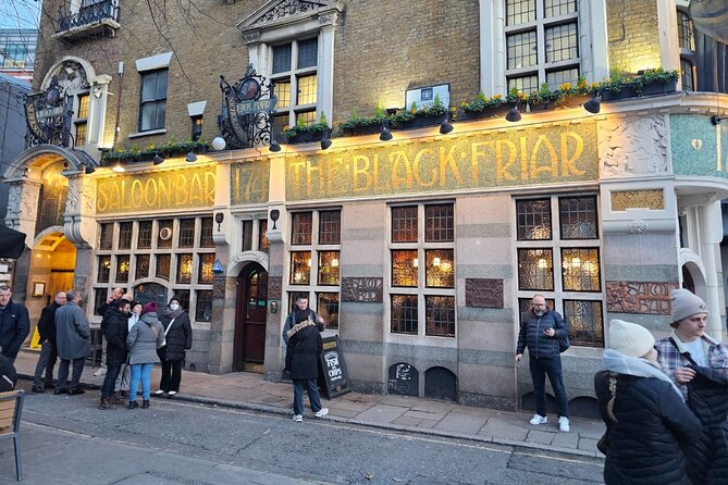 3-Hour Historic Pub Experience in London - Old Bailey and the darker side of London
