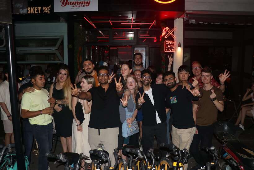 4-Hour Shanghai Pub Crawl (bars & nightclub hopping) - Why this Shanghai night out works for solo visitors