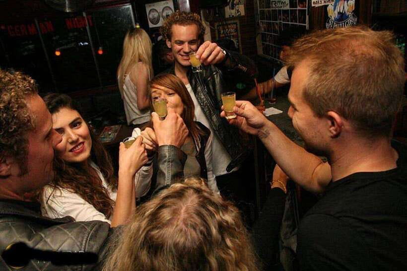 4-Hour Shanghai Pub Crawl (bars & nightclub hopping) - Who should book this pub crawl?