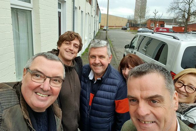 A WeeTaste of Belfast History Tour of its Historic Pubs, Shops and Scenery - Shankill Road and personal accounts of the Troubles