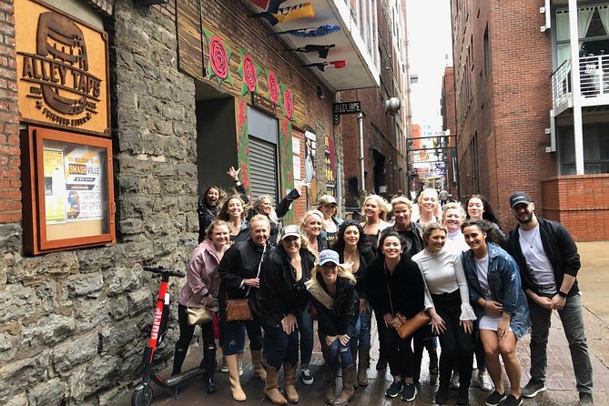 All-Inclusive Pub Crawl with Moonshine, Cocktails, and Craft Beer - Group size changes the feel