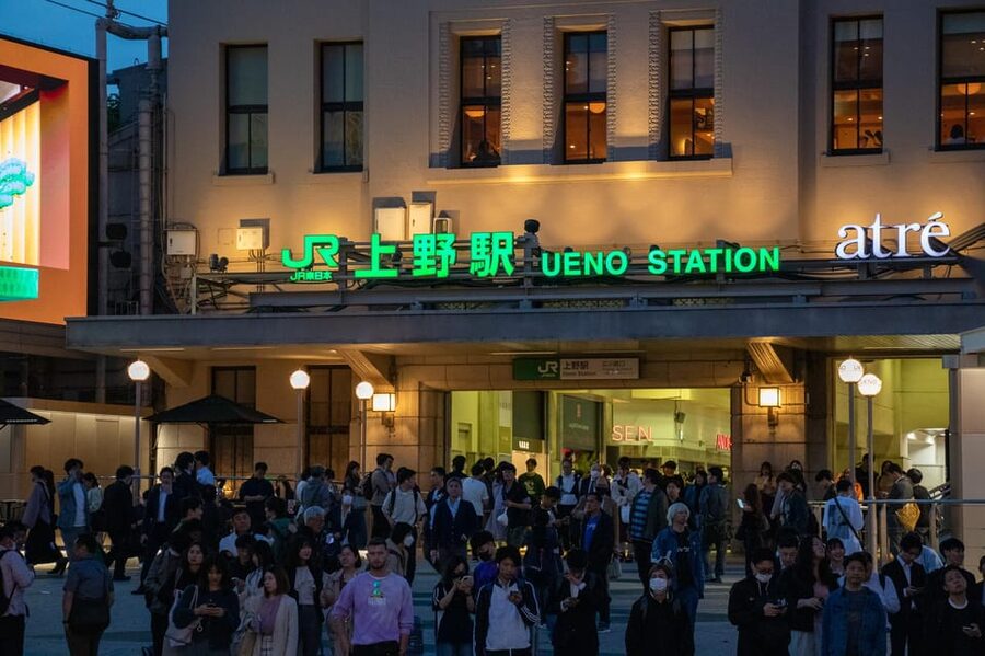 All-You-Can-Drink Bar Hopping Tour in Ueno - Who should book this Ueno night out?