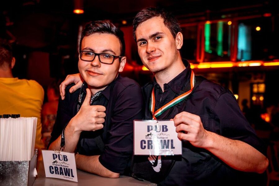 Amsterdam: Original Pub Crawl Party with VIP Entrance - Key points to know before you book