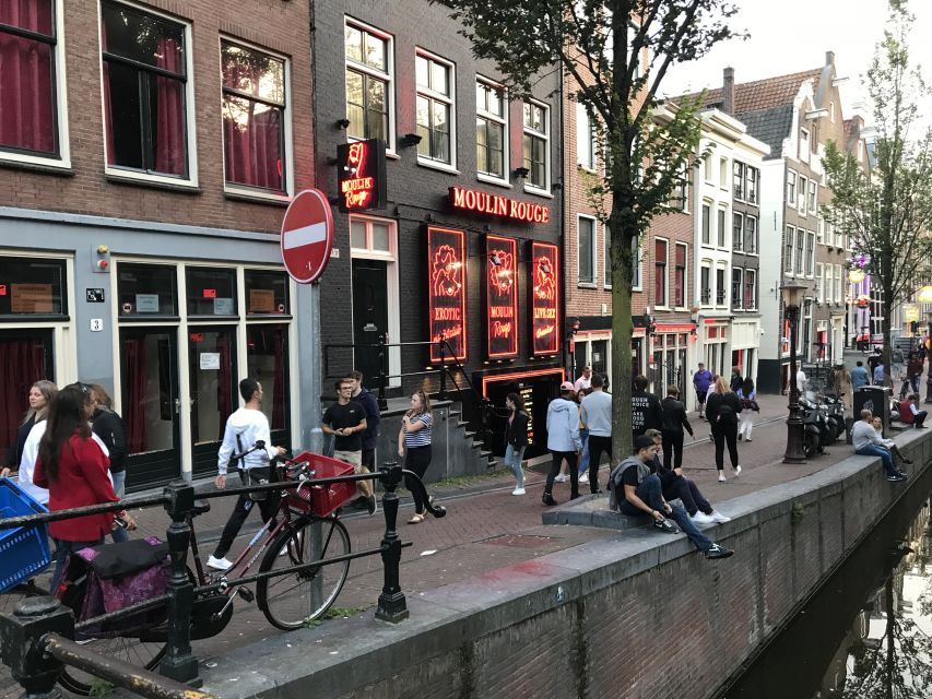 Amsterdam: Red Light District and Local Pub Tour - What this Red Light District walk is really about