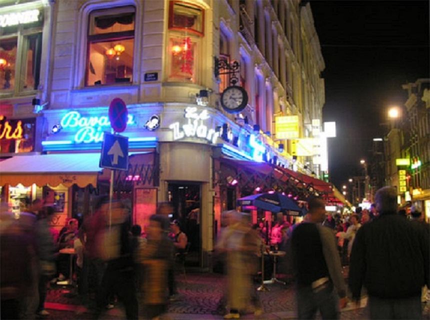 Amsterdam: Red Light District and Local Pub Tour - Starting near Saint Nicholas and the Old Town