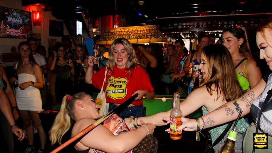 Amsterdam: Red Light District Pub Crawl with Unlimited Shots - What kind of Amsterdam night is this?