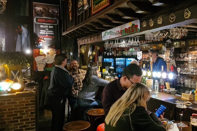 Antwerp Pub Crawl - Stadswaag and The Highlander: the serious beer stop