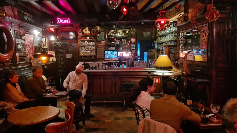 Antwerp: Pub Crawl in the Historical City - Why Flip gets special mention