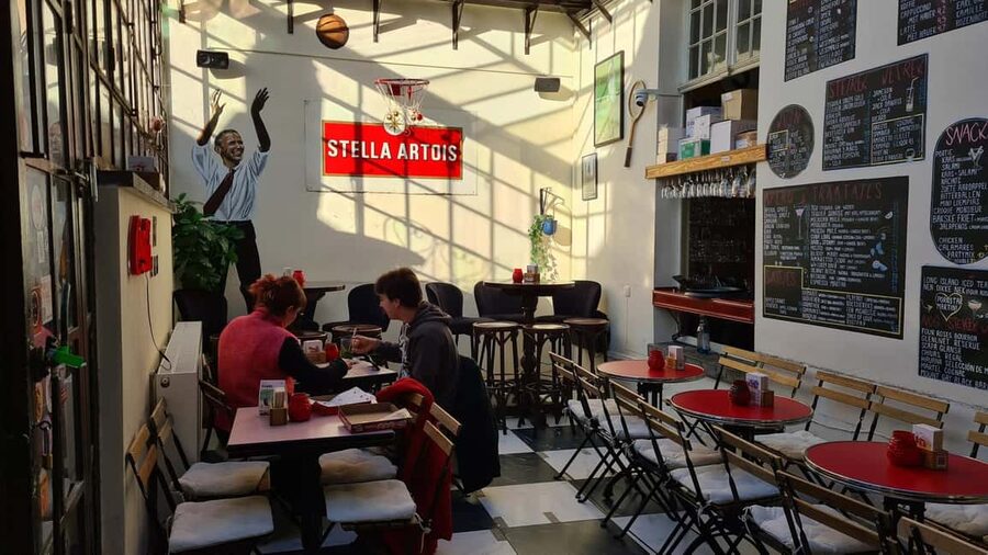 Antwerp: Pub Crawl in the Historical City - Who will enjoy this Antwerp pub crawl?