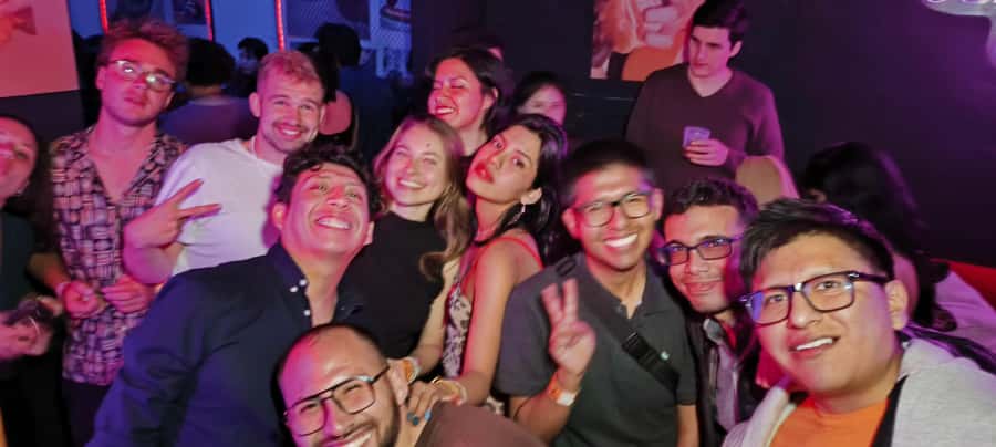 Arequipa: Pub Crawl with Skip-The-Line Access and Drinks - Key points at a glance