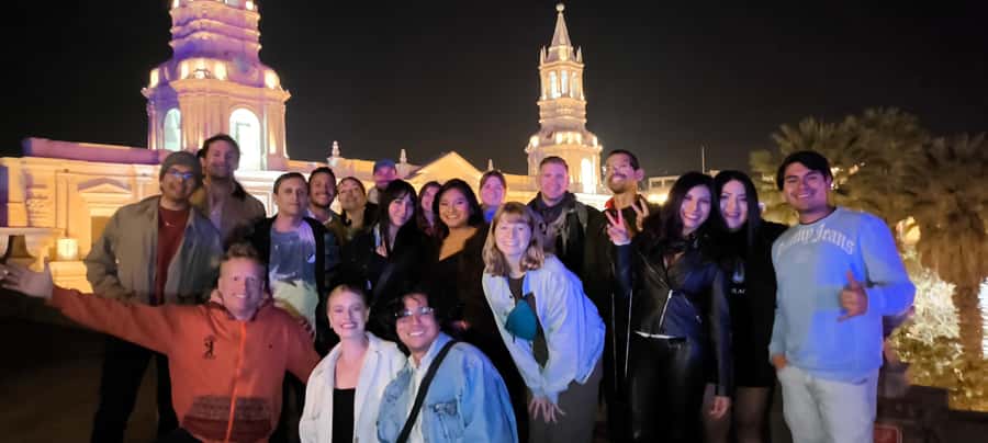 Arequipa: Pub Crawl with Skip-The-Line Access and Drinks - What VIP entry really adds
