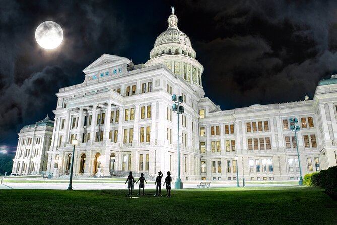 Austin Spirits & Spirits Haunted Pub Crawl - East 6th Street is part of the lesson