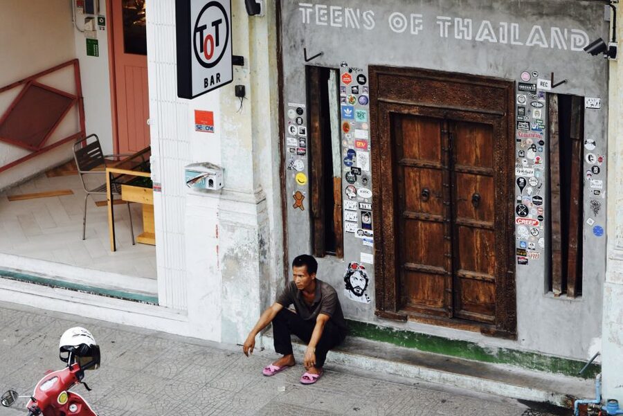 Bangkok: Guided Bar Hopping Night Tour with Private Option - Four Bangkok bars, four different moods