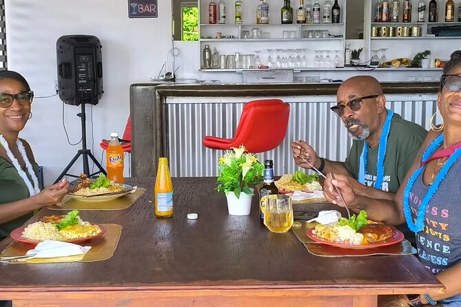 Bar Hopping and Grenadian Rum Tasting Tour - The guide and the group size