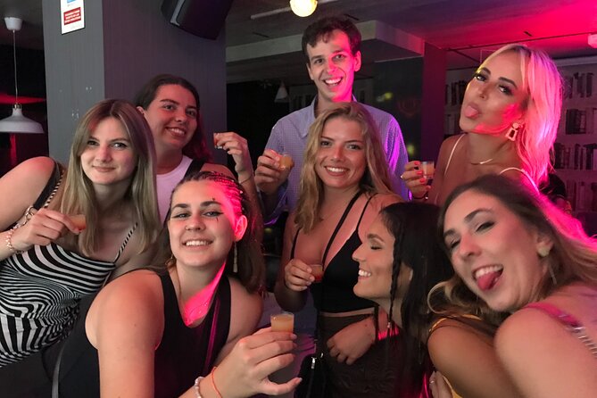 Barcelona Pub Crawl by KING -The Best Party tour & VIP Club Entry - Free shots and drink deals: useful, but keep expectations sensible