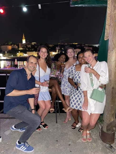 Belgrade: Bar Pub Club Crawl with 1 Hour Unlimited Drinks - The second bar adds music and a faster pace