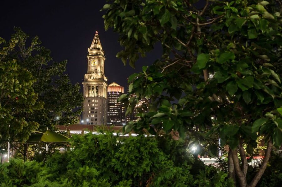 Boston: Haunted Pub Crawl of Historic Pubs and Taverns - What the Revolutionary War stories add