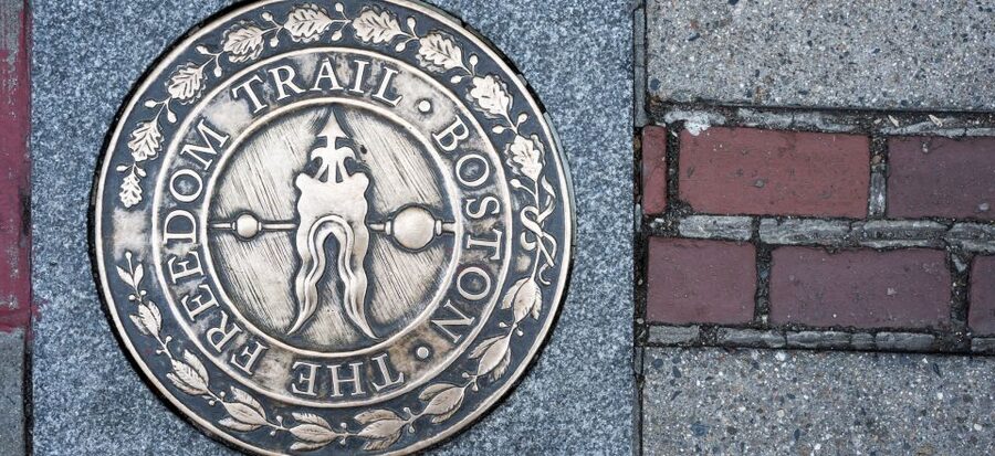Boston: Historic Pubs Walking & Ferry, Food & Drink Tour - Crossing Boston Harbor to Charlestown