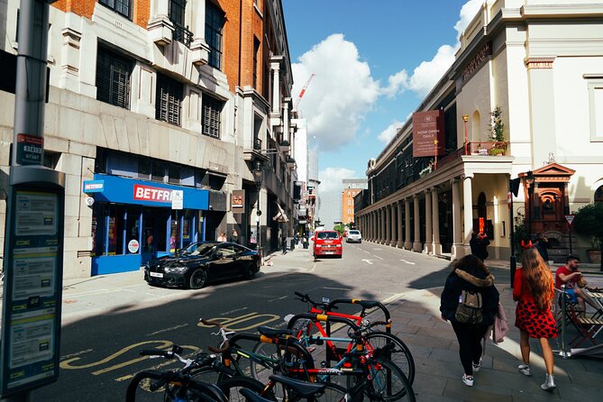 British Royal Mistresses and a Pub - Drury Lane and the story of Nell Gwyn