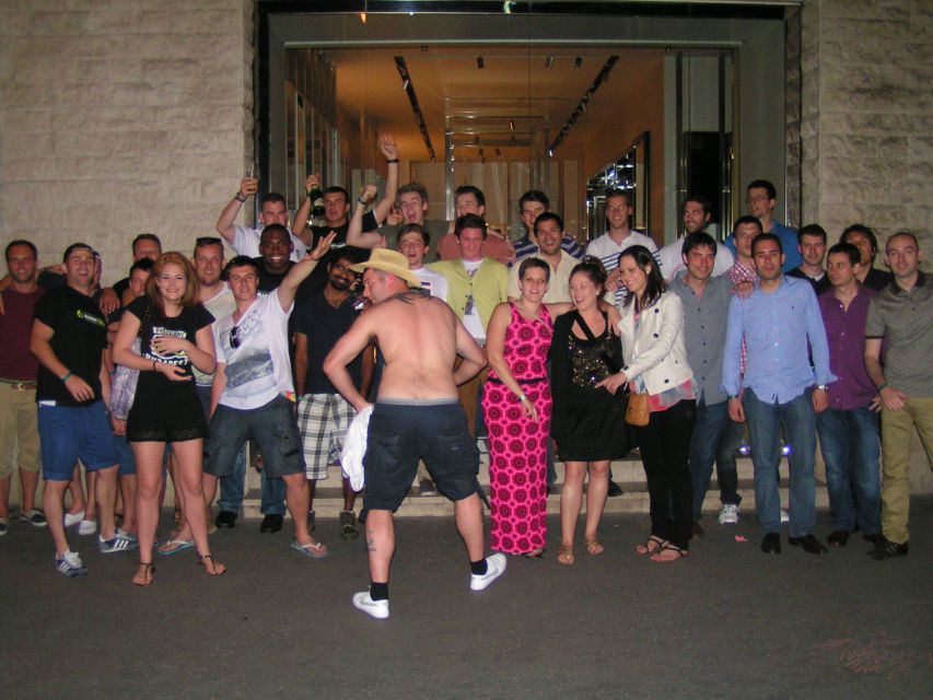 Budapest: 5-Hour Pub Crawl through Ruin Bars - Starting at Oktogon with a social group