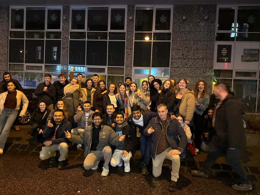 Budapest: Guided Ruin Bar Pub Crawl VIP Entry & Free Shots - Füge Udvar: a second look at the ruin-bar scene