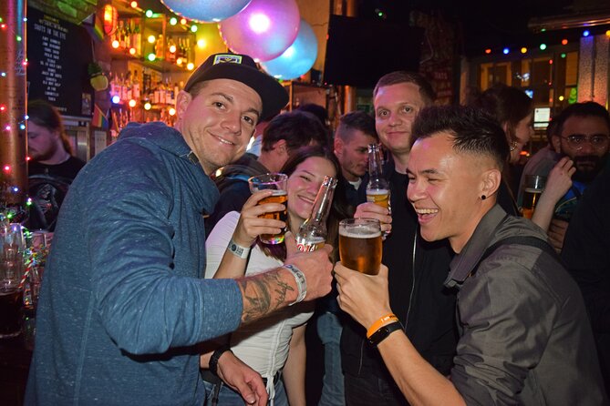 Camden Pub Crawl in London - Who will get the most from this Camden night