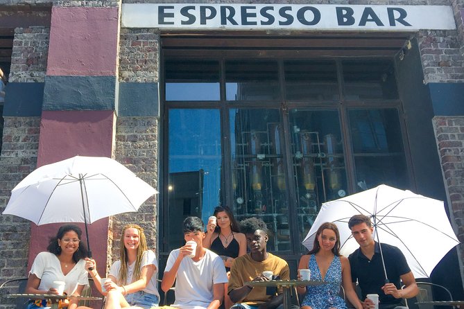 Cape Town Hostel Pub Crawl & LinkUps - Starting at Yours Truly on Kloof Street