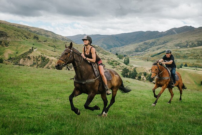 Cardrona High Country Pub Trail Horse Trek (Intermediate level+) - Crossing the river to the Cardrona Hotel