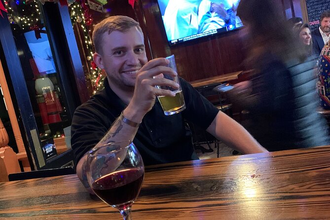 Charleston Haunted Pub Crawl - Charleston after dark, with a drink in hand
