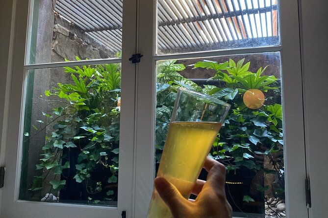 Charleston's Historic Pubs, Taverns, and Taprooms Tour - Stop three: Finish in the French Quarter