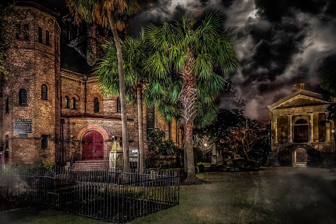 Charleston’s Spirits & Spirits Haunted Pub Crawl - Key points to know before you book