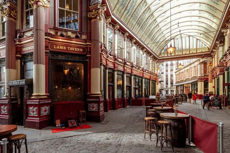City of London Historic Pub Tour with Beers and Bar Snacks - Starting beside Cannon Street Station