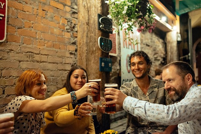 Classic Irish Pubs Private Tour of Dublin: Live Music, Beer and Nightlife - Wood Quay connects Viking Dublin with modern music