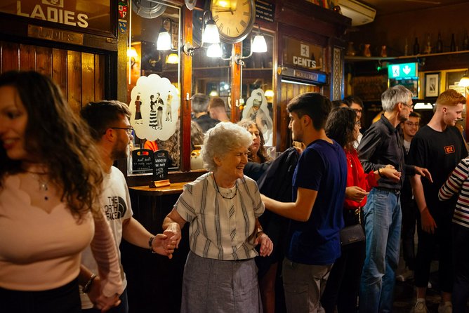 Classic Irish Pubs Private Tour of Dublin: Live Music, Beer and Nightlife - Cow’s Lane is a practical starting point