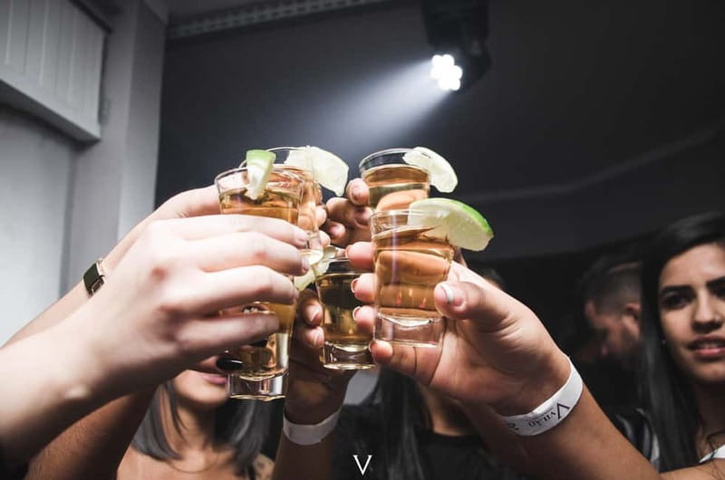 Cologne Pub Crawl - 4 Locations, Shots & Club Entry - What the free shots really add