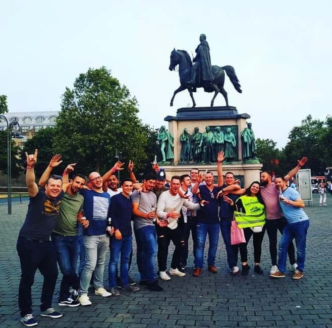 Cologne Pub Crawl - 4 Locations, Shots & Club Entry - Four stops, four different chances to settle in