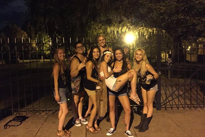Creepy Crawl Night-Time Haunted Pub Walking Tour of Savannah's Historic District - Who should book this pub crawl?