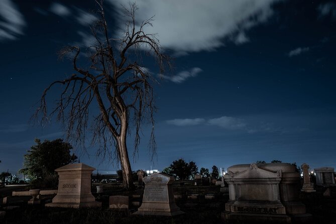 Denver Spirits & Spirits Haunted Pub Crawl - What this Denver ghost pub crawl is really like