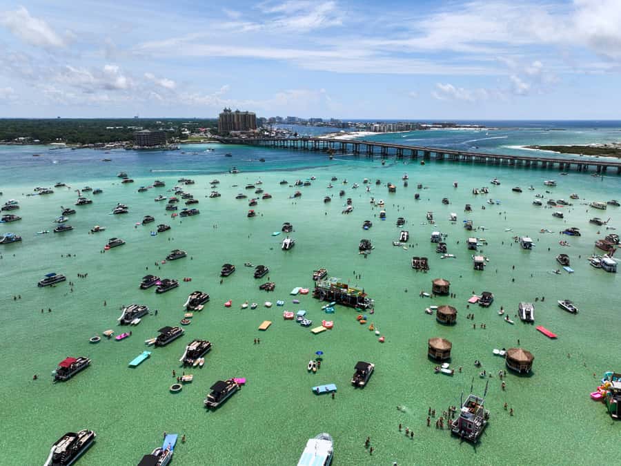 Destin: Tiki Pub Crab Island Sandbar Cruise with Waterslide - Leaving Gilligan’s Marina for the harbor