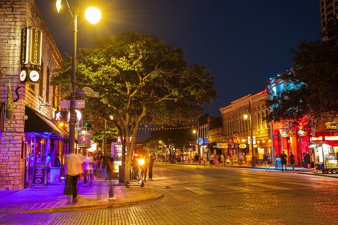 Downtown Austin Live Music Pub Crawl - What the $26 price really buys you