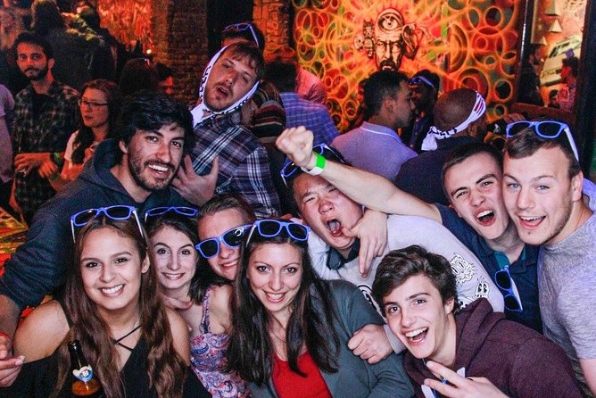 Drunken Monkey Pub Crawl with Open Bar & Club Entry - Noise, smoke, and the 10pm city rules