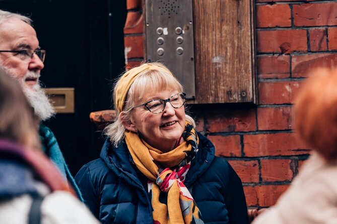 Dublin Storytelling Pub Tour - 3 stops, drinks & local snacks - Three Pubs, Three Chances to Hear Dublin Properly