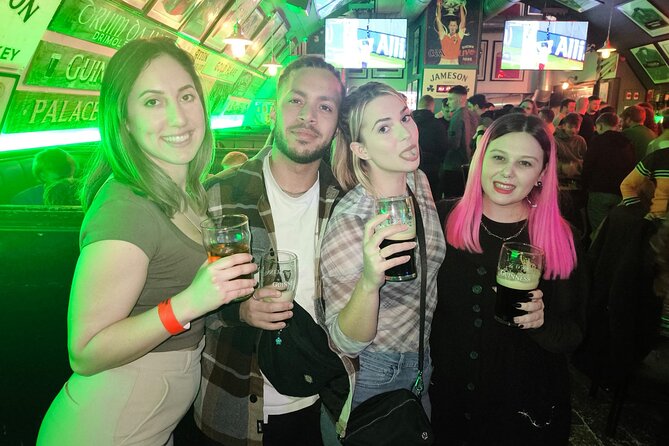 Edinburgh Pub Crawl Free Shots and VIP Entry - Starting at 7:30 pm on Cowgate