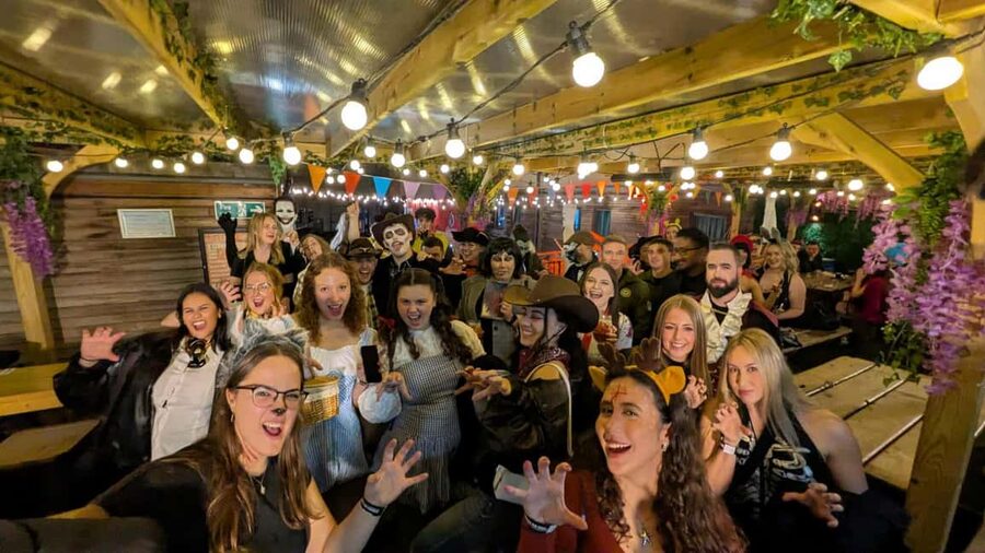 Edinburgh: The Original Pub Crawl 7 Bars 7 Shots & Discounts - Starting at Bar 50 in Edinburgh’s Old Town