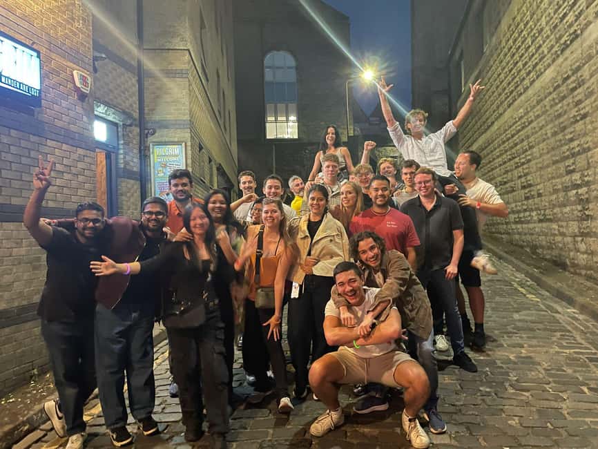 Edinburgh: Ultimate Pub Crawl Party with 7 Bars & 1 Club - Starting at OX184 at 7:30 PM