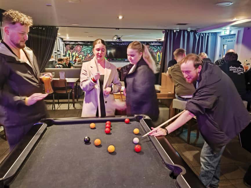 Edinburgh: Ultimate Pub Crawl Party with 7 Bars & 1 Club - Seven shots, drink deals, and the fine print