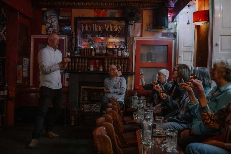 Edinburgh: Whisky Tasting and Storytelling in a Historic Pub - Small details that can make the evening better