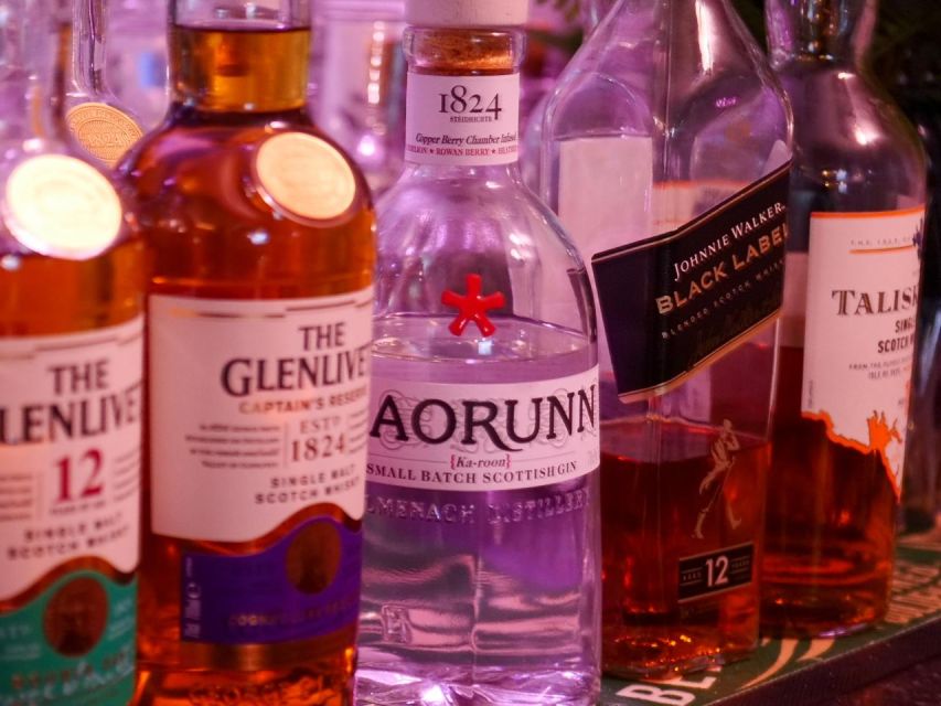 Edinburgh: Whisky Tasting in one of the oldest pubs - My verdict on the Tolbooth Tavern whisky tasting
